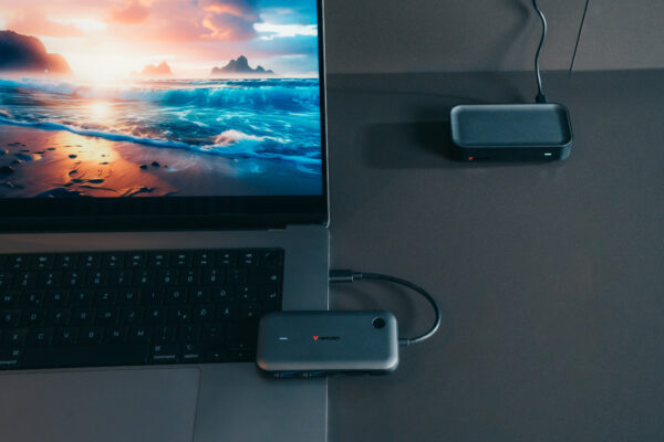 Share My Screen USB-C Wireless Display Adapter with Hub - Image 7